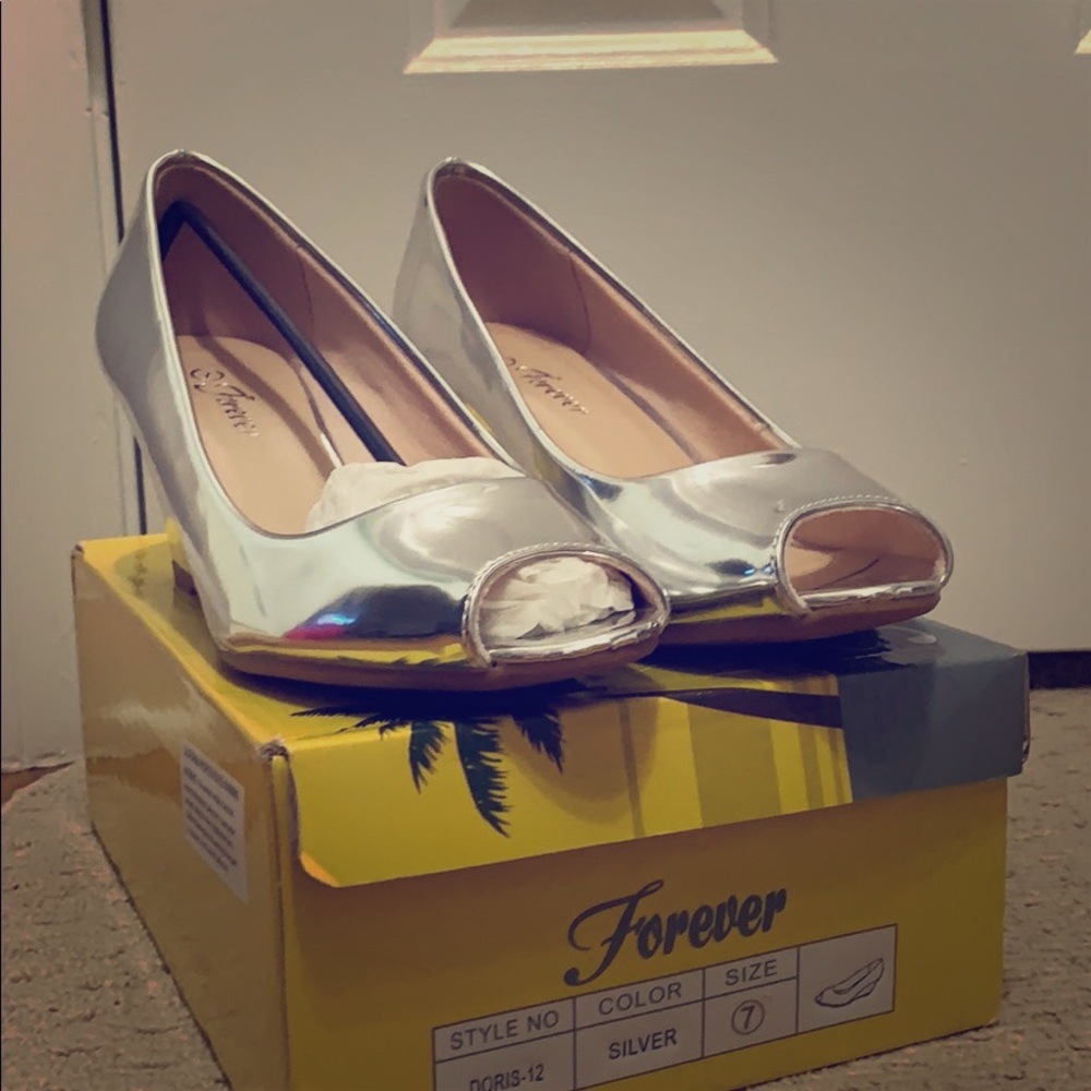 Silver peep toe wedges size 7